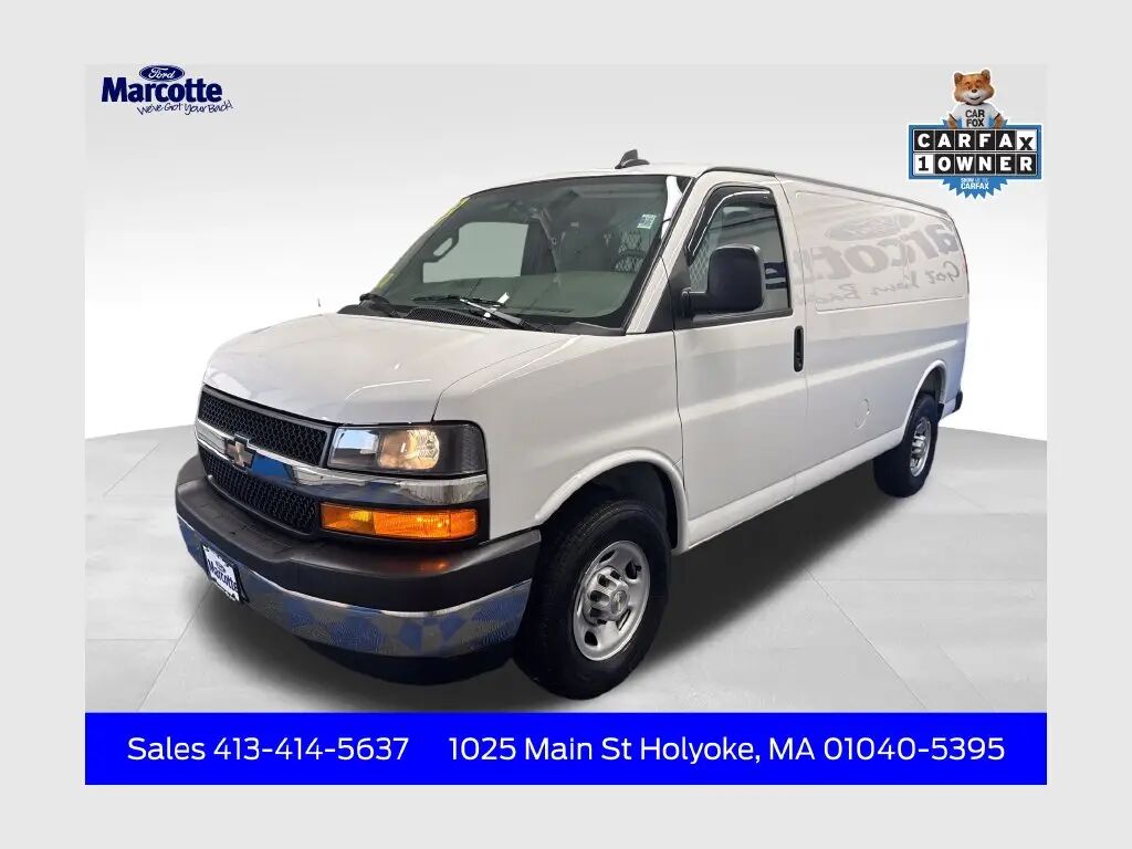2025 Chevrolet Express 2500 — photo 1 of 13