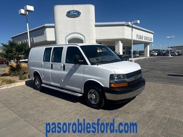 2020 Chevrolet Express 2500 — photo 1 of 13