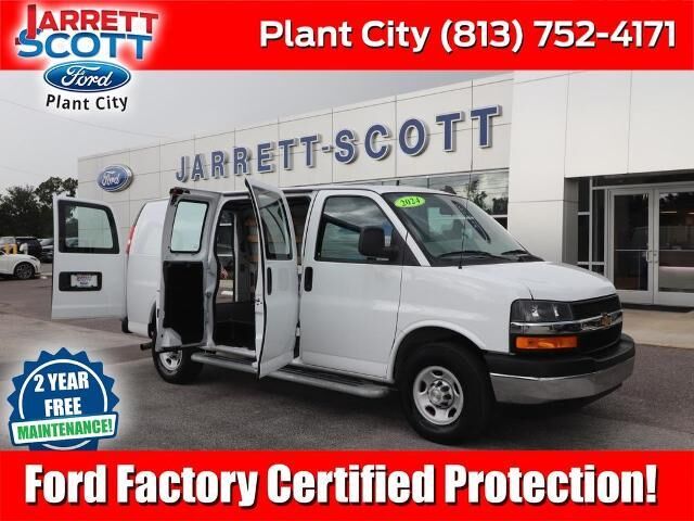 2024 Chevrolet Express 2500