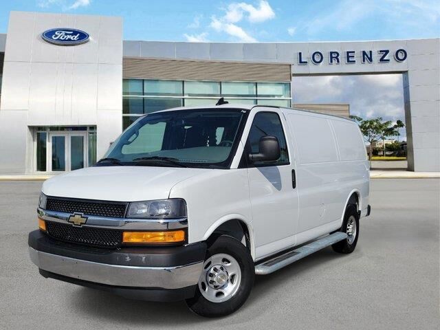 2025 Chevrolet Express 2500 — photo 1 of 39