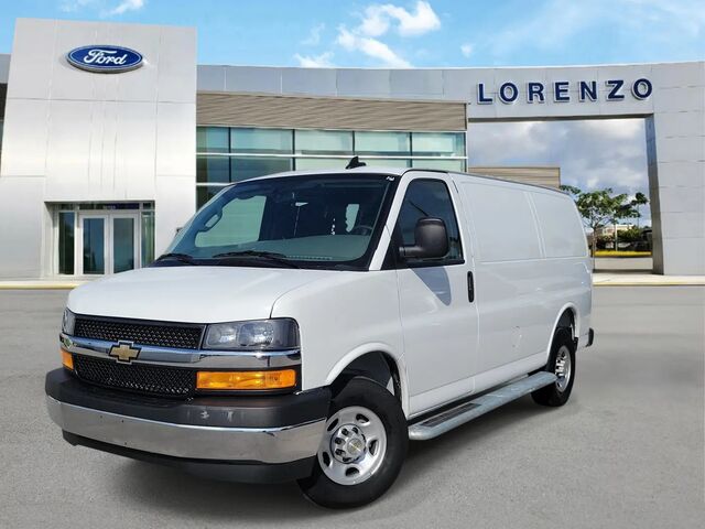 2025 Chevrolet Express 2500