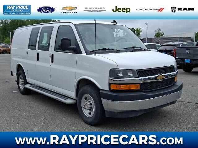 2024 Chevrolet Express 2500