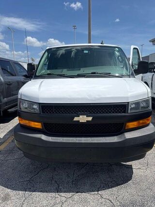 2020 Chevrolet Express 2500 — photo 1 of 2