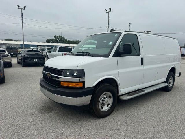 2024 Chevrolet Express 2500