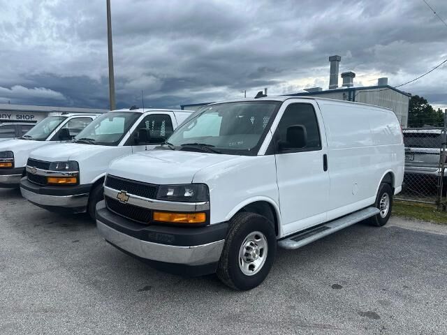 2025 Chevrolet Express 2500