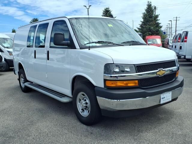 2024 Chevrolet Express 2500