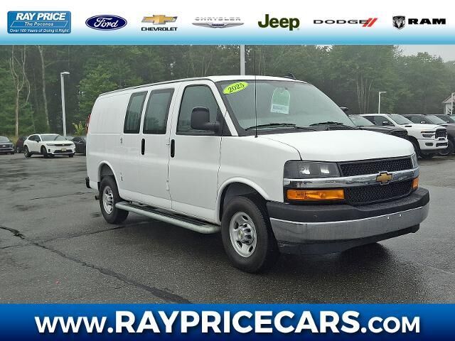 2025 Chevrolet Express 2500