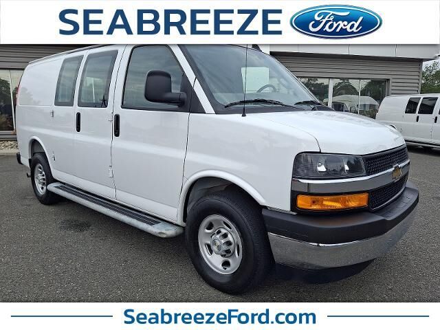 2025 Chevrolet Express 2500