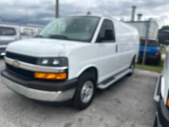 2025 Chevrolet Express 2500