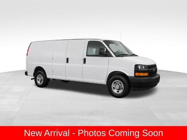 2021 Chevrolet Express 2500