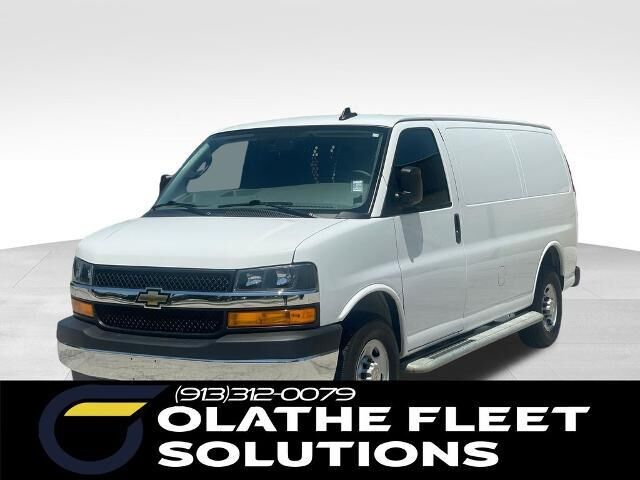 2024 Chevrolet Express 2500
