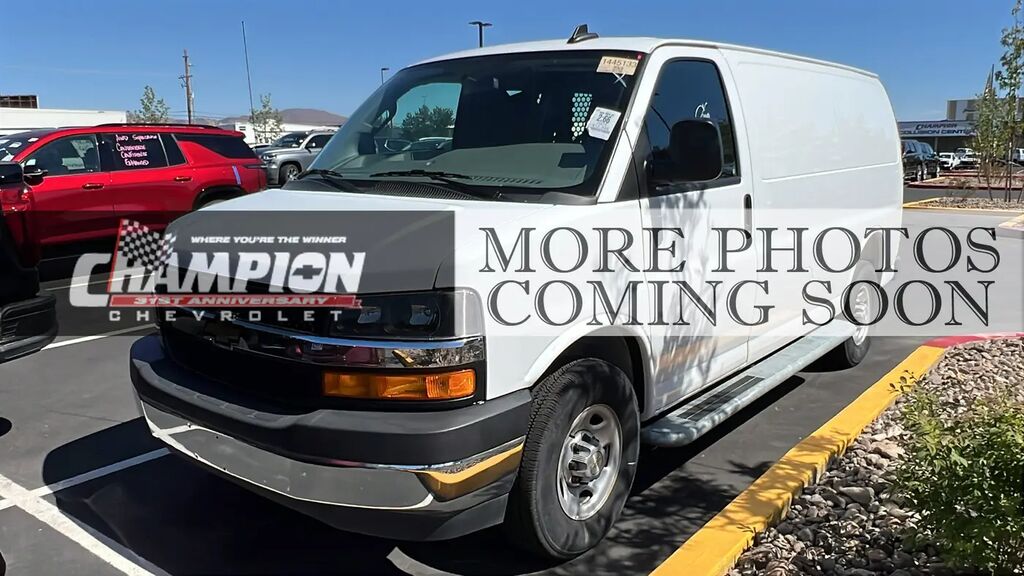 2025 Chevrolet Express 2500 — photo 1 of 3