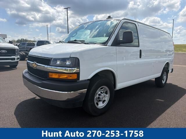2025 Chevrolet Express 2500