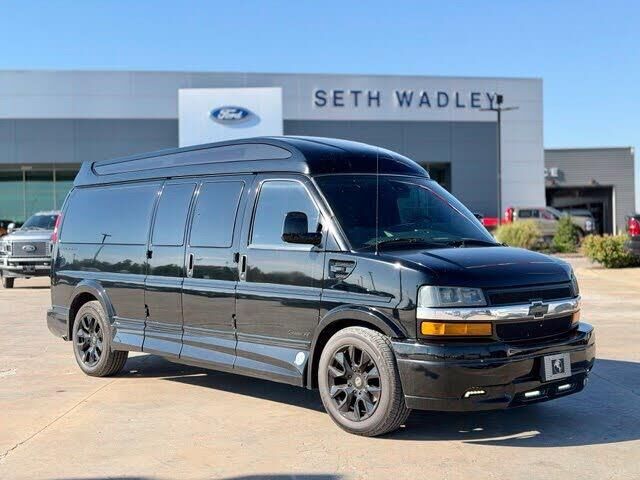 2024 Chevrolet Express 2500