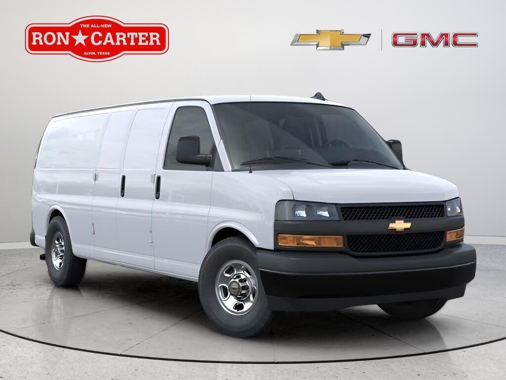 2025 Chevrolet Express 2500 — photo 1 of 1