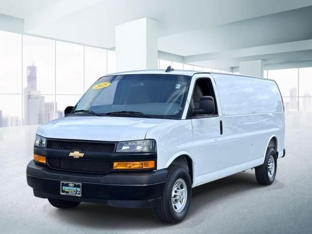2025 Chevrolet Express 2500