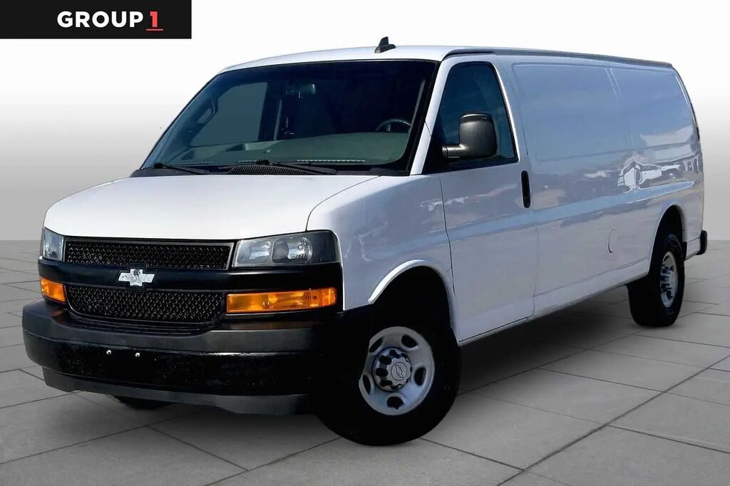 2019 Chevrolet Express 2500 — photo 1 of 13