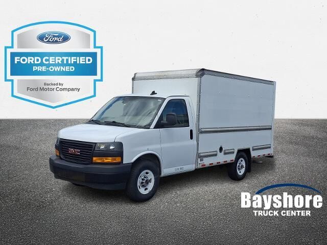 2021 GMC Savana 3500 — photo 1 of 13