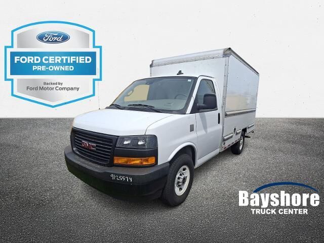 2021 GMC Savana 3500 — photo 1 of 13