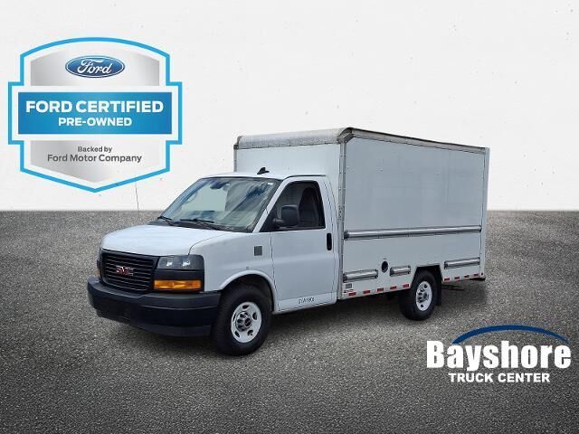 2021 GMC Savana 3500 — photo 1 of 13