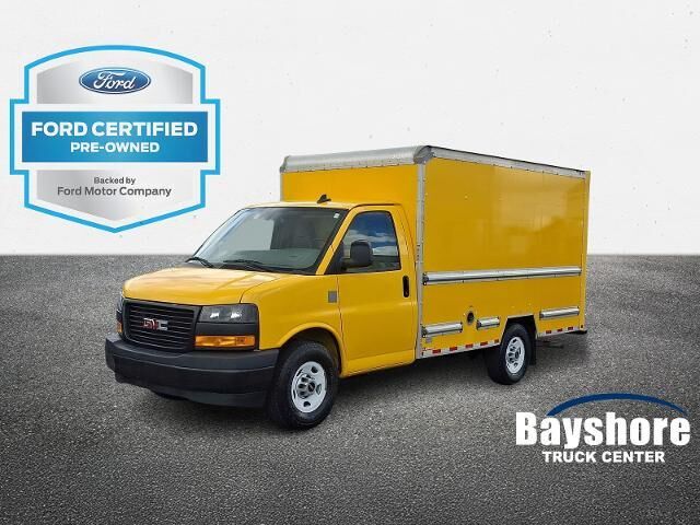 2021 GMC Savana 3500 — photo 1 of 13