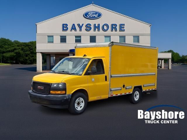 2021 GMC Savana 3500 — photo 1 of 13