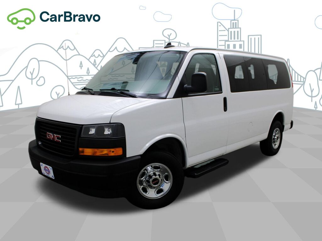 2021 GMC Savana Passenger LS — photo 1 of 6