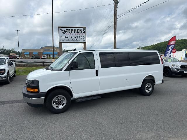 2025 GMC Savana LT 3500 — photo 1 of 26