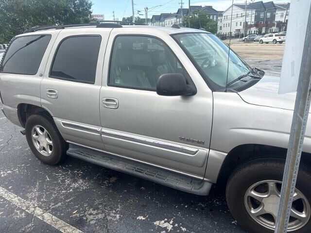 2005 GMC Yukon SLT — photo 1 of 13