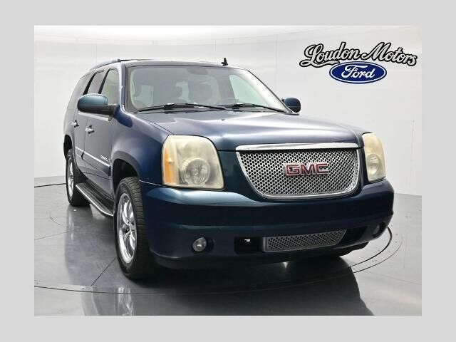 2007 GMC Yukon Denali — photo 1 of 26