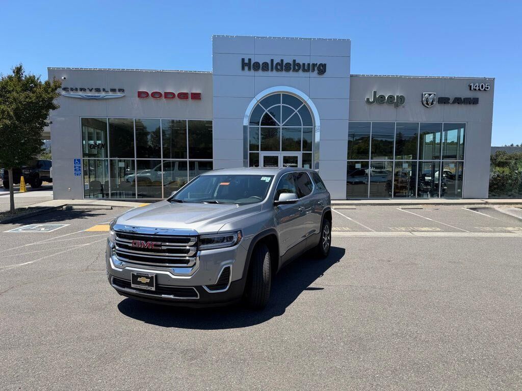 2023 GMC Acadia SLE — photo 1 of 26