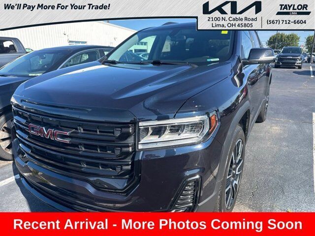 2021 GMC Acadia SLE — photo 1 of 4