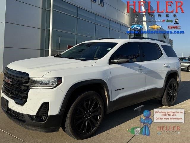 2023 GMC Acadia SLT