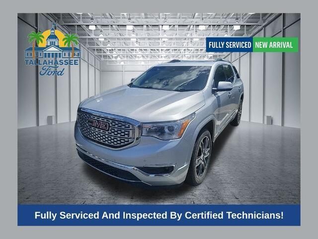 2018 GMC Acadia Denali — photo 1 of 18