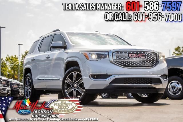 2019 GMC Acadia Denali — photo 1 of 26