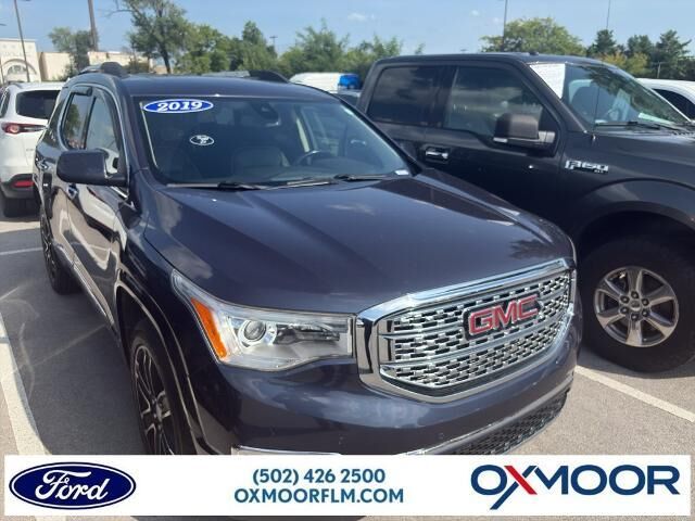 2019 GMC Acadia Denali — photo 1 of 8