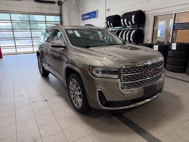 2023 GMC Acadia Denali — photo 1 of 13