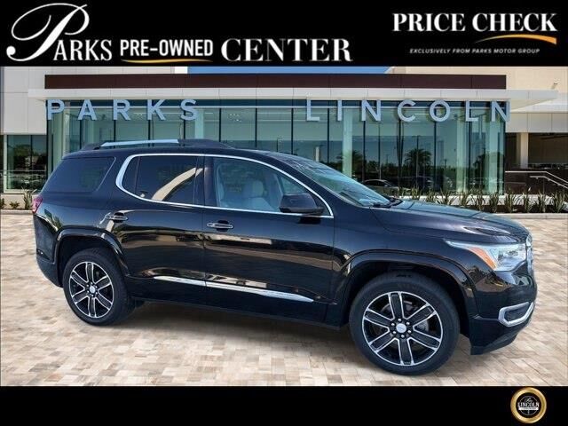 2017 GMC Acadia Denali — photo 1 of 11