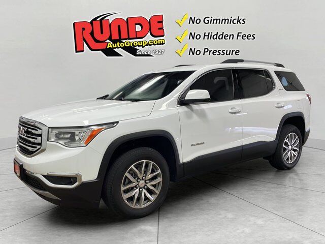 2019 GMC Acadia SLE — photo 1 of 2