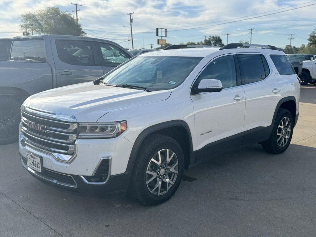 2022 GMC Acadia SLT — photo 1 of 9