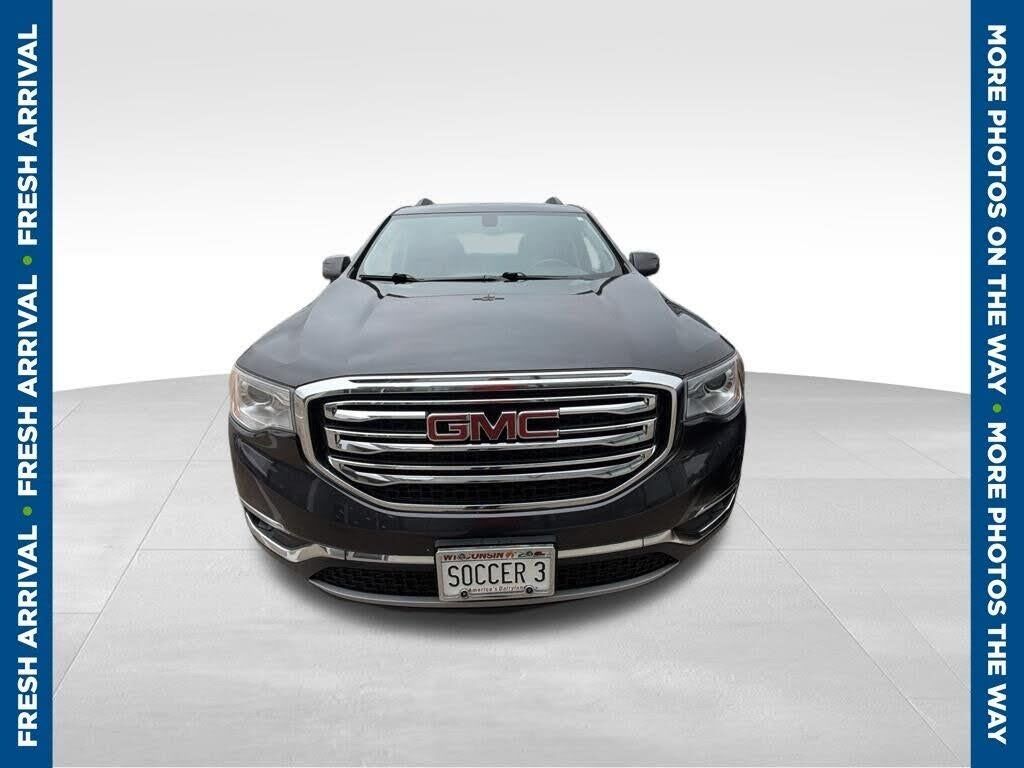 2017 GMC Acadia SLT-1 — photo 1 of 15