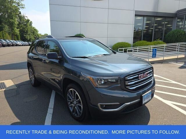 2019 GMC Acadia SLT-1 — photo 1 of 3
