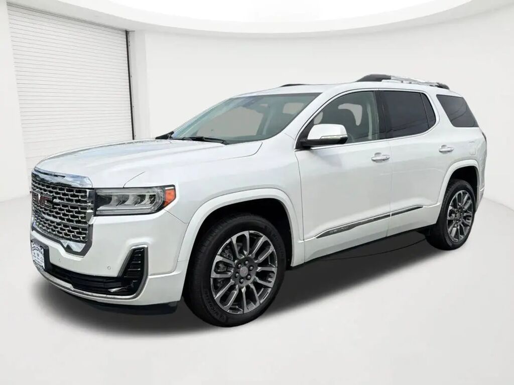 2022 GMC Acadia Denali — photo 1 of 13