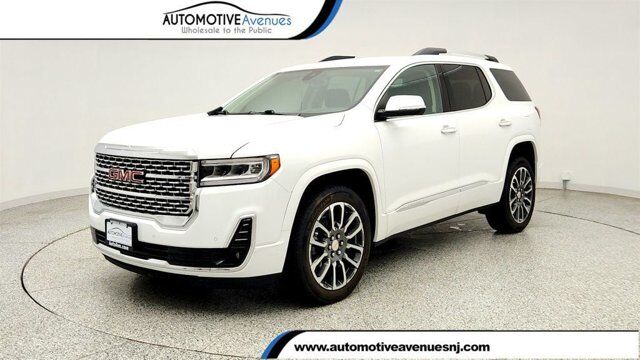 2022 GMC Acadia Denali — photo 1 of 14