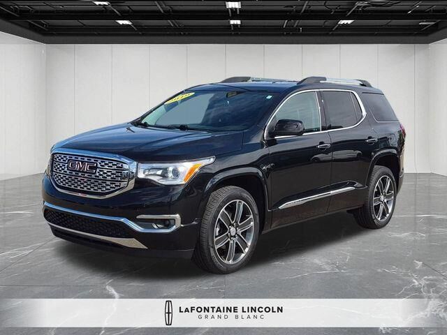 2019 GMC Acadia Denali — photo 1 of 39