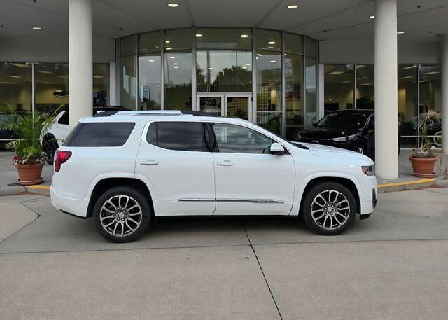 2023 GMC Acadia Denali — photo 1 of 40