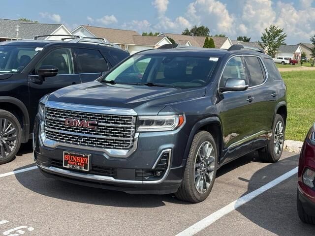 2020 GMC Acadia Denali — photo 1 of 39