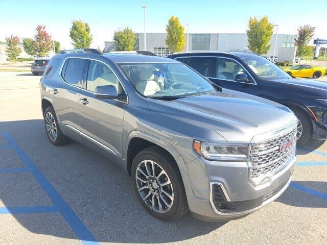 2020 GMC Acadia Denali