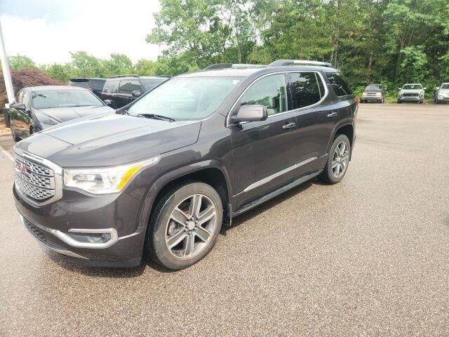 2018 GMC Acadia Denali — photo 1 of 39