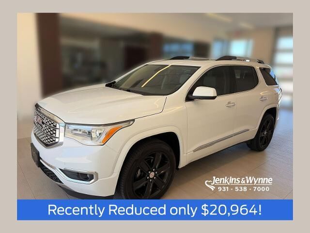 2019 GMC Acadia Denali — photo 1 of 10